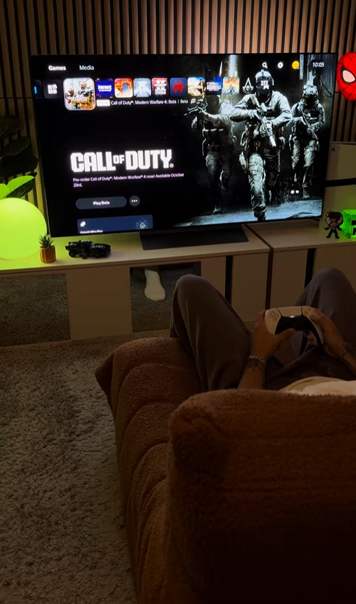 Example of a creator style Call of Duty campaign clip